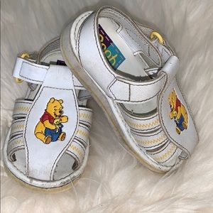 ☀️4/$30☀️ Pooh sandals